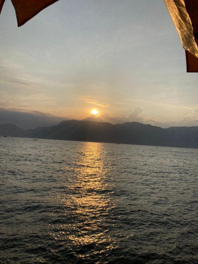 Suite Pe Na Areia- Espaco Independente Na Praia Do Curral Com Localizacao Privilegiada - Simplicidade E Comodidade Com O Por Do Sol Mais Lindo De Ilhabela - Melhor Custo Beneficio Para Ate 4 Pessoas , Na Av Jose Pacheco Do Nascimento Nº 7682 외부 사진